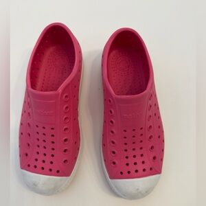Native Kids Shoes - Pink size 13